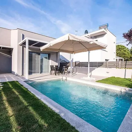 Ag Luxury Villas, Iraklitsa Nea Iraklitsa Exterior photo