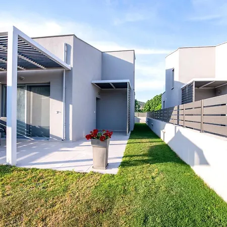 Ag Luxury Villas, Iraklitsa Nea Iraklitsa Exterior photo
