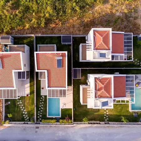 Ag Luxury Villas, Iraklitsa Nea Iraklitsa Exterior photo