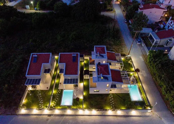 Ag Luxury Villas, Iraklitsa