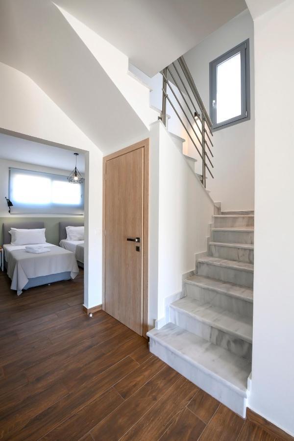 Ag Luxury Villas, Iraklitsa *