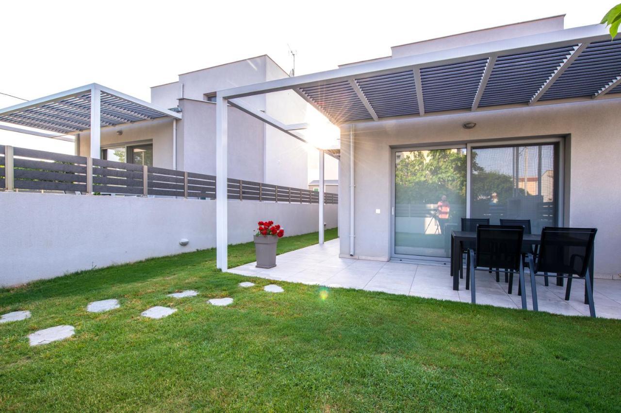 Ag Luxury Villas, Iraklitsa Nea Iraklitsa