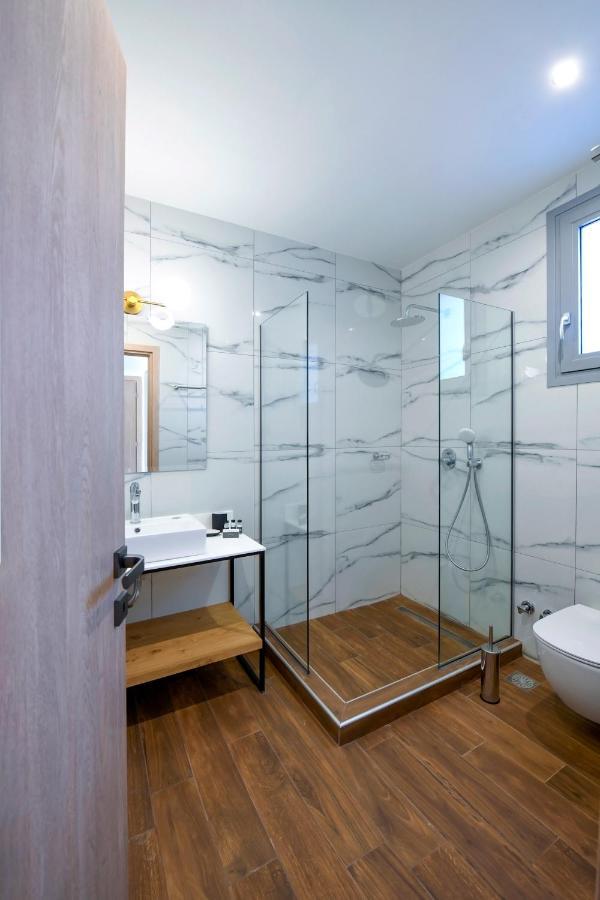 Ag Luxury Villas, Iraklitsa